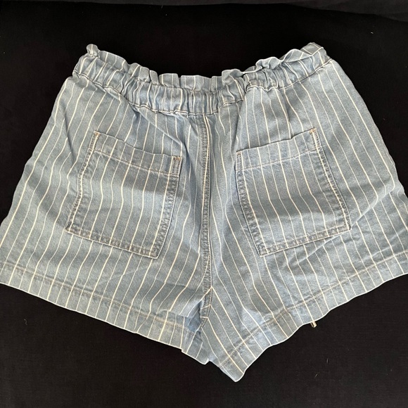 EUC LOFT high waist denim stripe short - size M - Picture 6 of 8